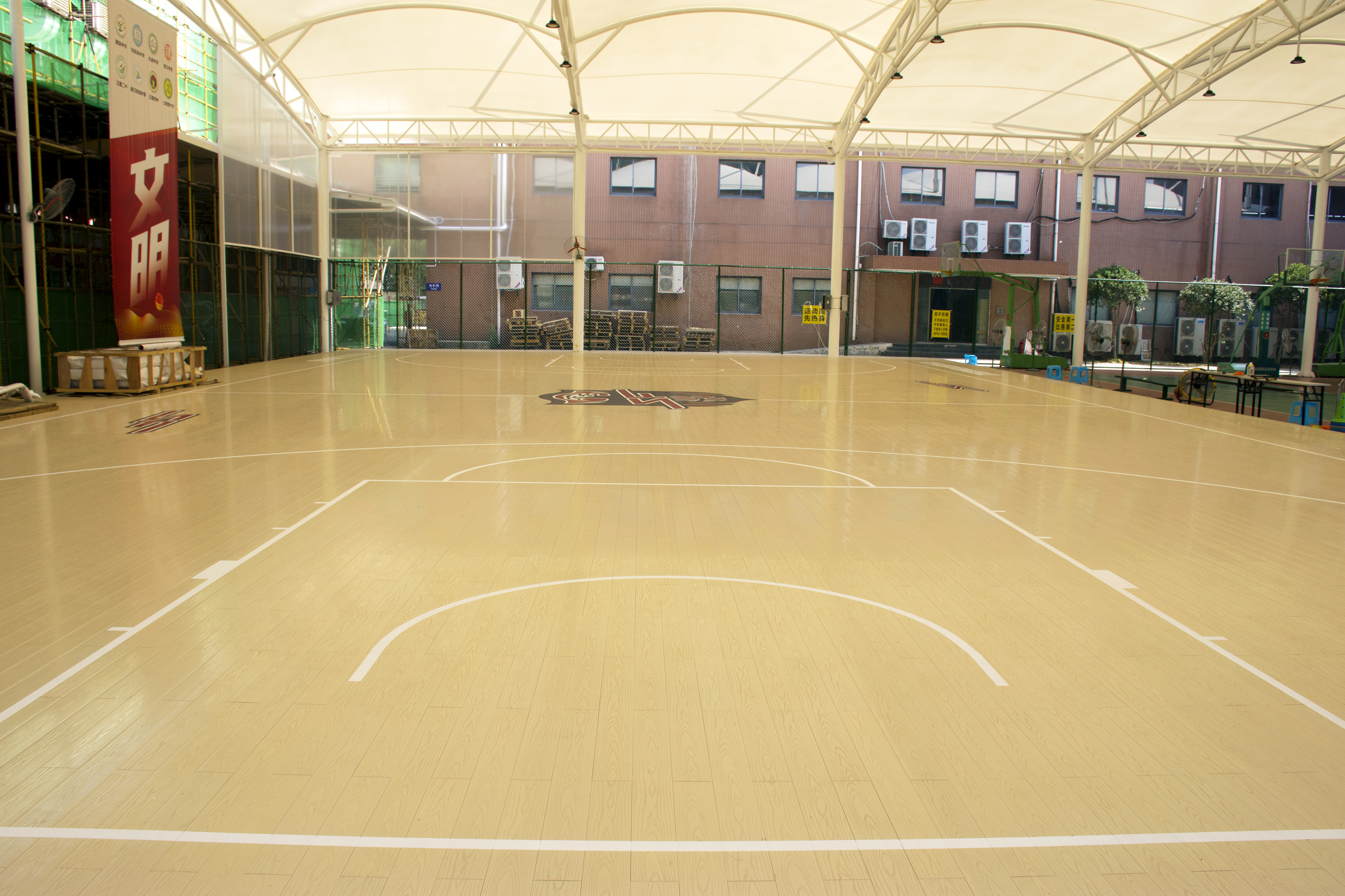 武漢盛帆俱樂部籃球訓練場地